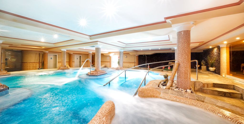 Bull Vital Suites & Spa 4*