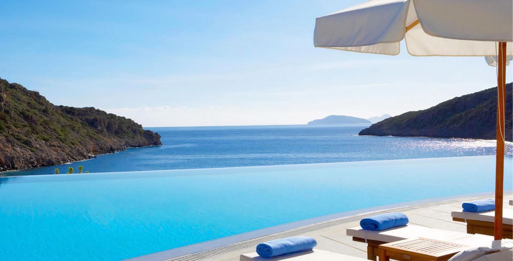 Daios Cove Luxury Resort & Villas 5*