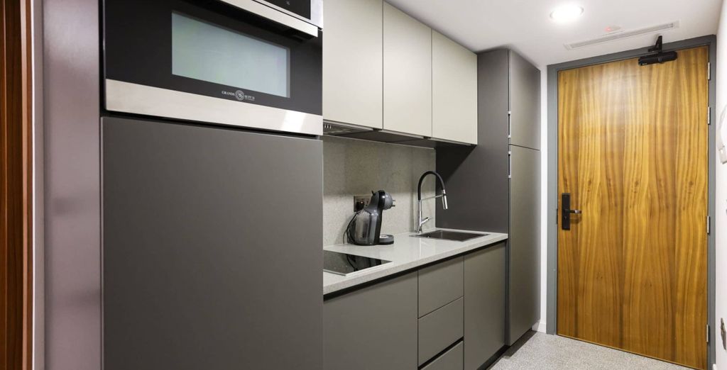 Grands Suites Hotel Residences & Spa 4*