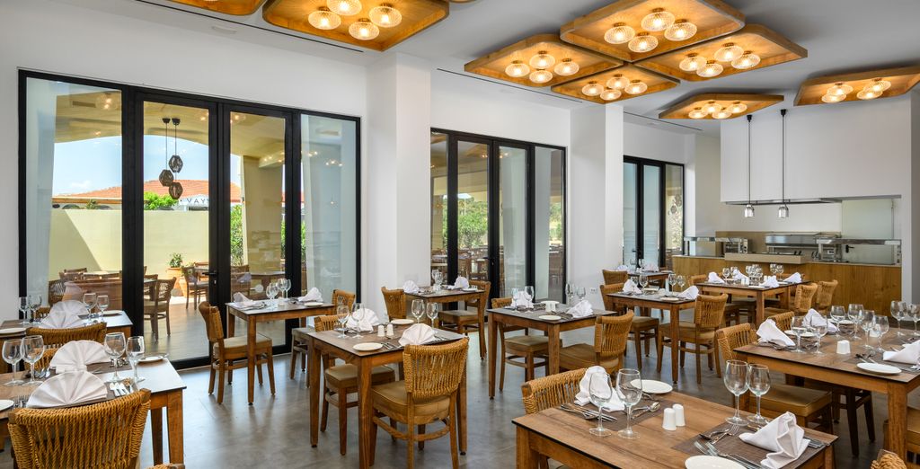 Absolute Kiotari Resort 4*