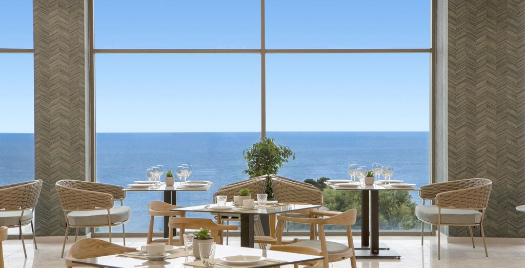 Ajul Luxury Hotel & Spa Resort 5*