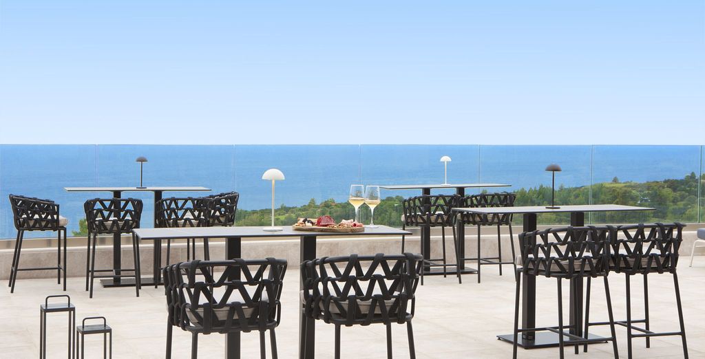 Ajul Luxury Hotel & Spa Resort 5*