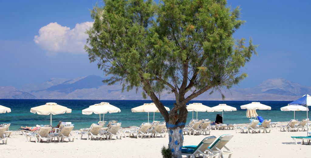 Achilleas Beach Hotel 4*