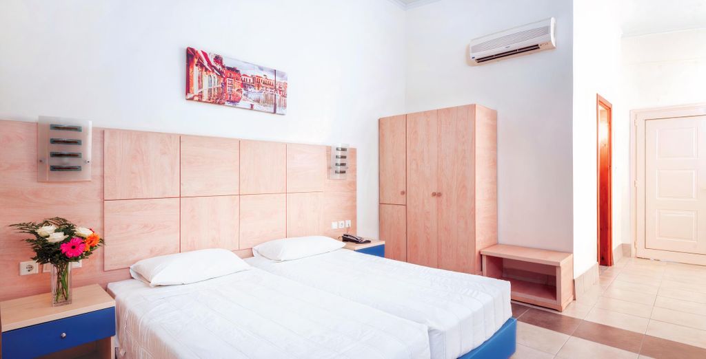 Achilleas Beach Hotel 4*