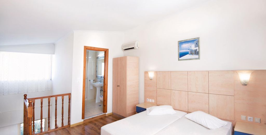 Achilleas Beach Hotel 4*