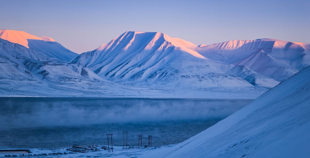 Crociera nel Mar Glaciale Artico alle porte della Groenlandia