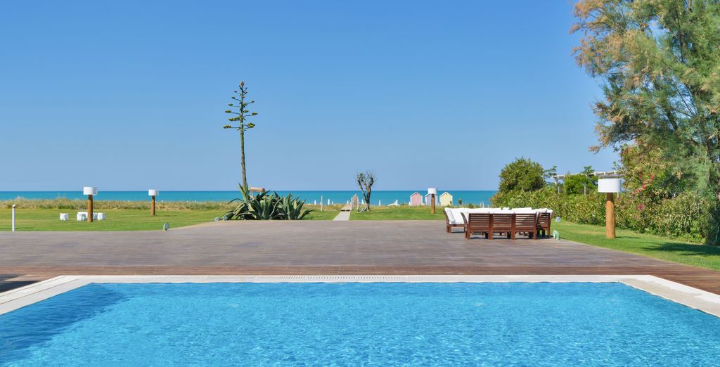 Esplanade Boutique Hotel Paestum 4*
