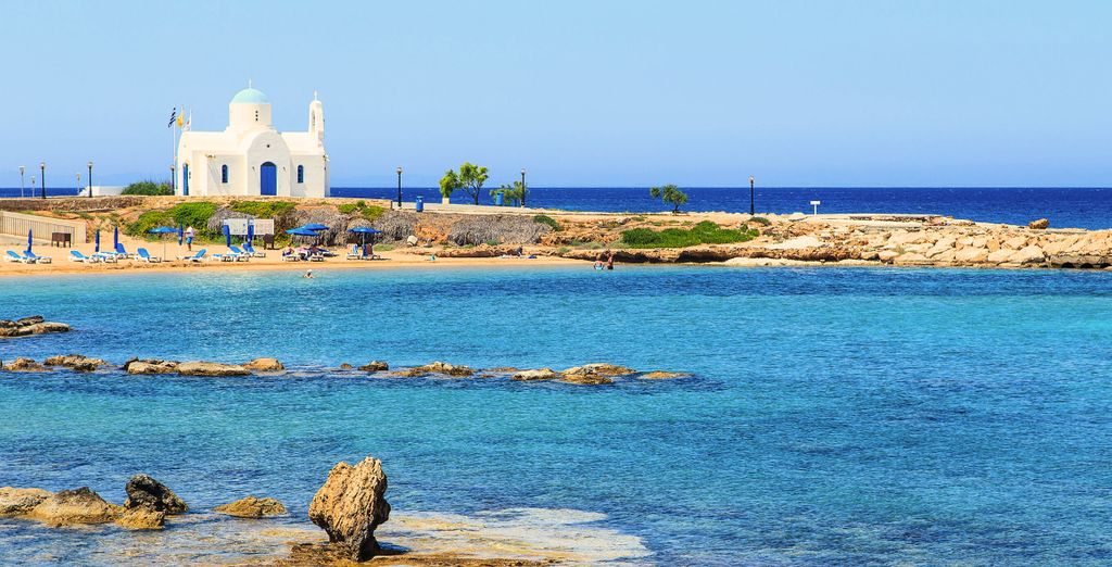 Cavo Maris Beach Hotel 4* 