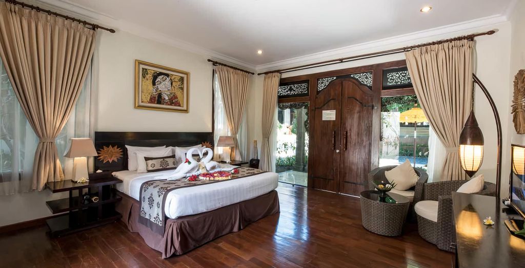 The Payogan Villa Resort & Spa 4*, The Leaf Jimbaran 5* e Hotel Ombak Sunset 4*
