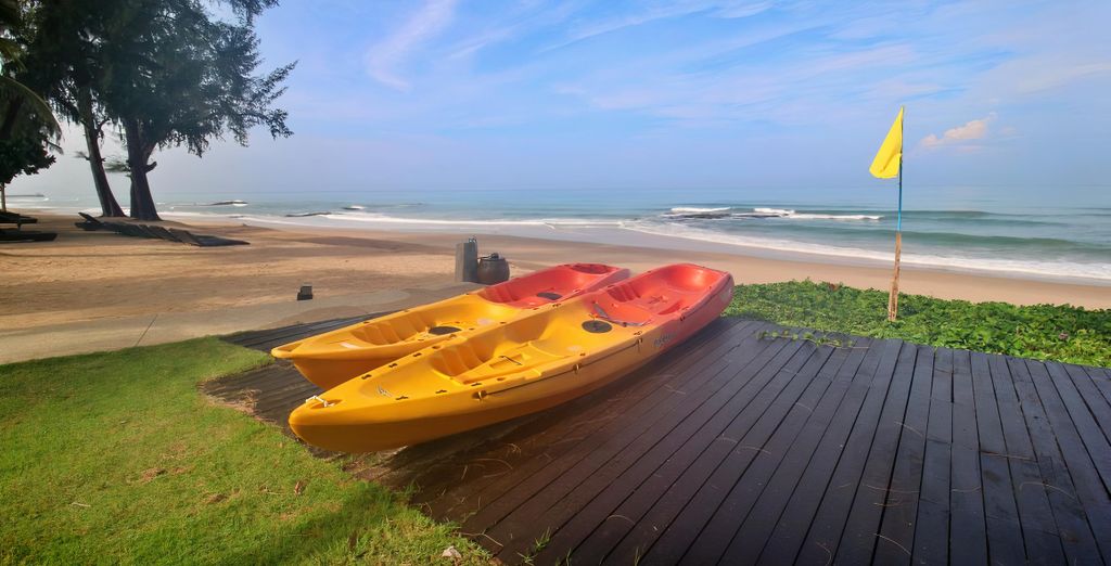 Combinato Natai Beach Resort 5*, Phi Phi Holiday Resort 4* e Krabi la Playa Resort 4*