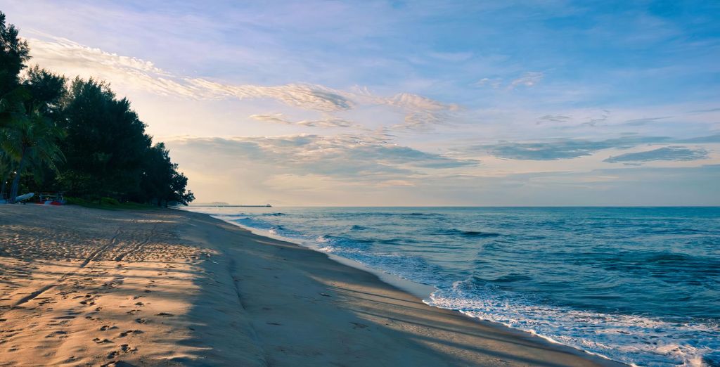Combinato Natai Beach Resort 5*, Phi Phi Holiday Resort 4* e Krabi la Playa Resort 4*
