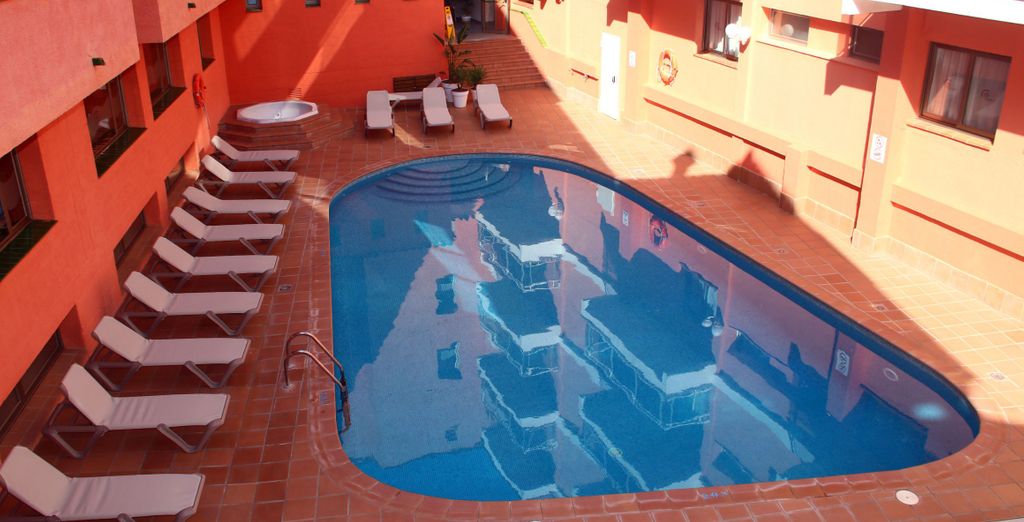 Hotel Tossa Beach Center 4*