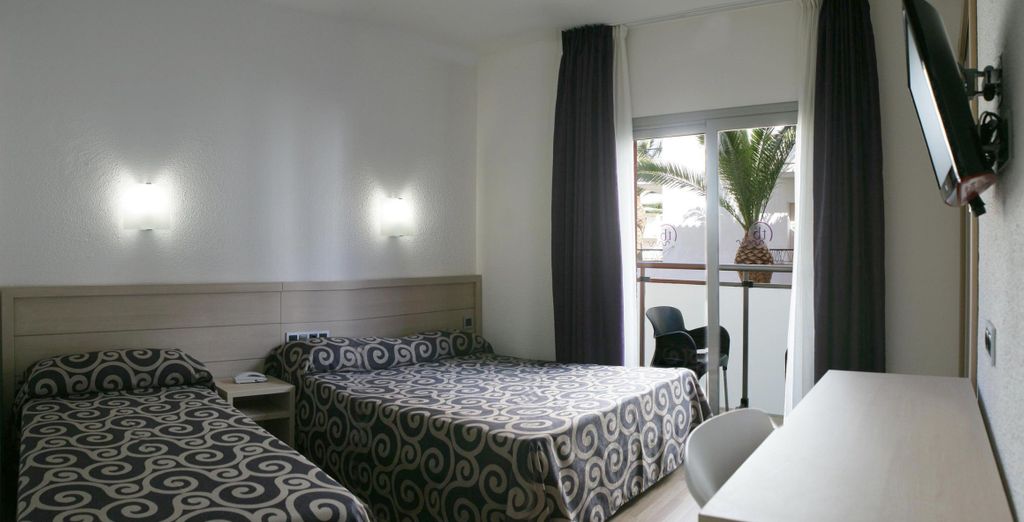 Hotel Tossa Beach Center 4*