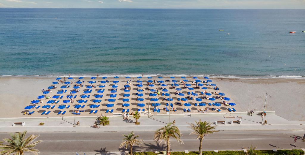 Pearl Sea Breeze Suites 