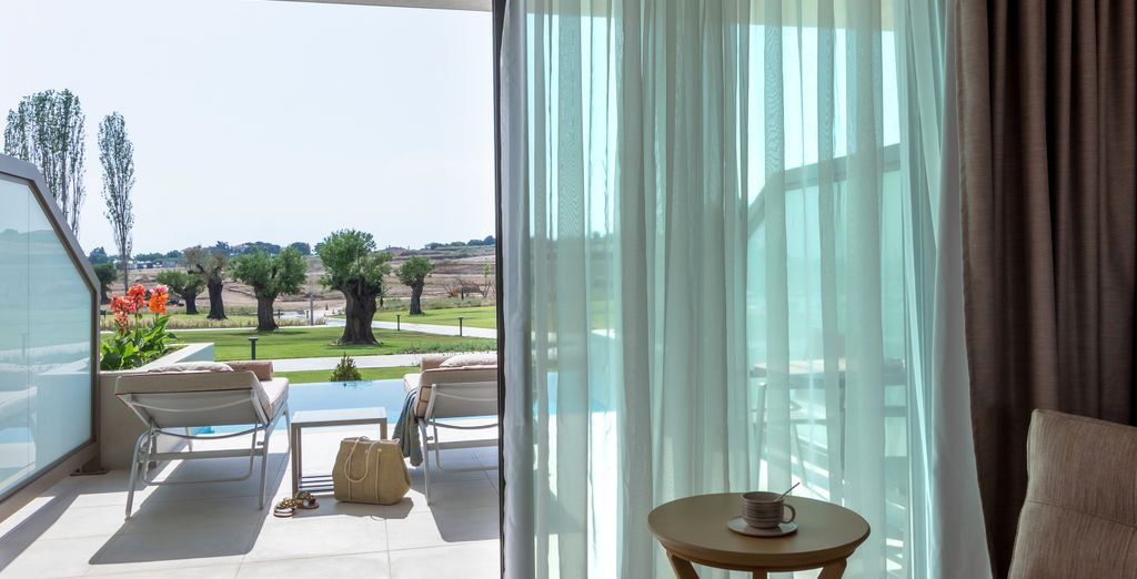 AMMOA Luxury Hotel & Spa Resort 5*