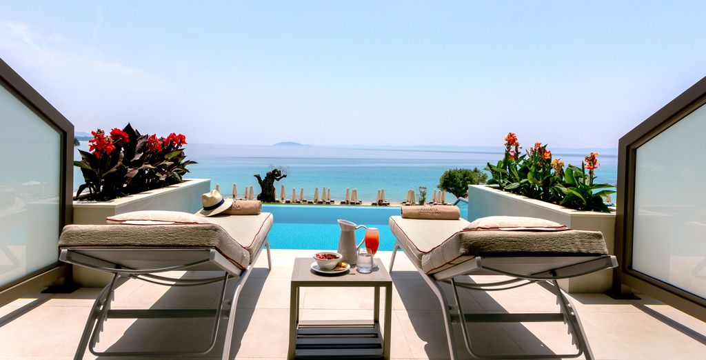 AMMOA Luxury Hotel & Spa Resort 5*