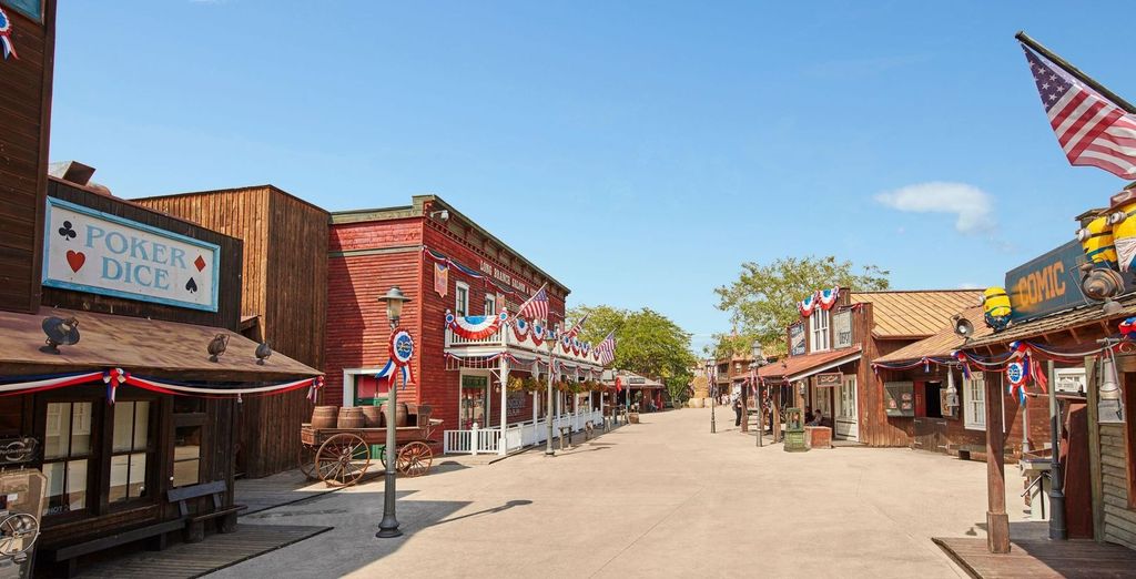 Ponient Pirámide Salou 4* con entradas para PortAventura World