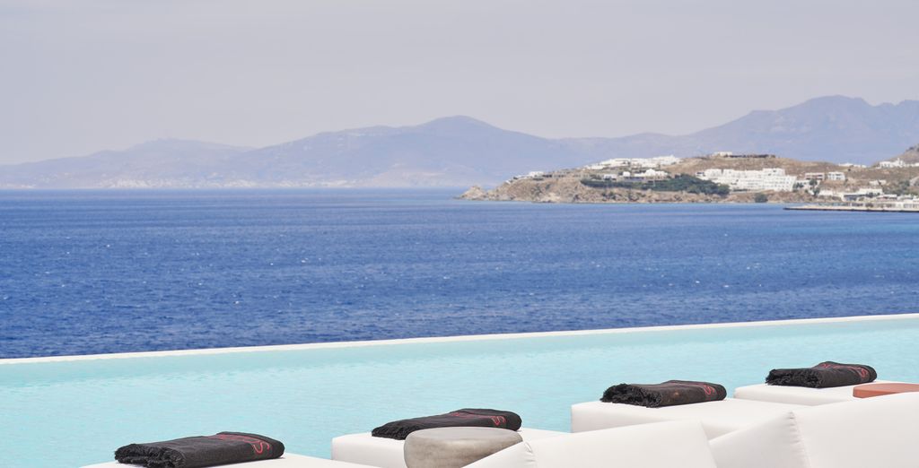 Kouros Hotel & Suites 5*