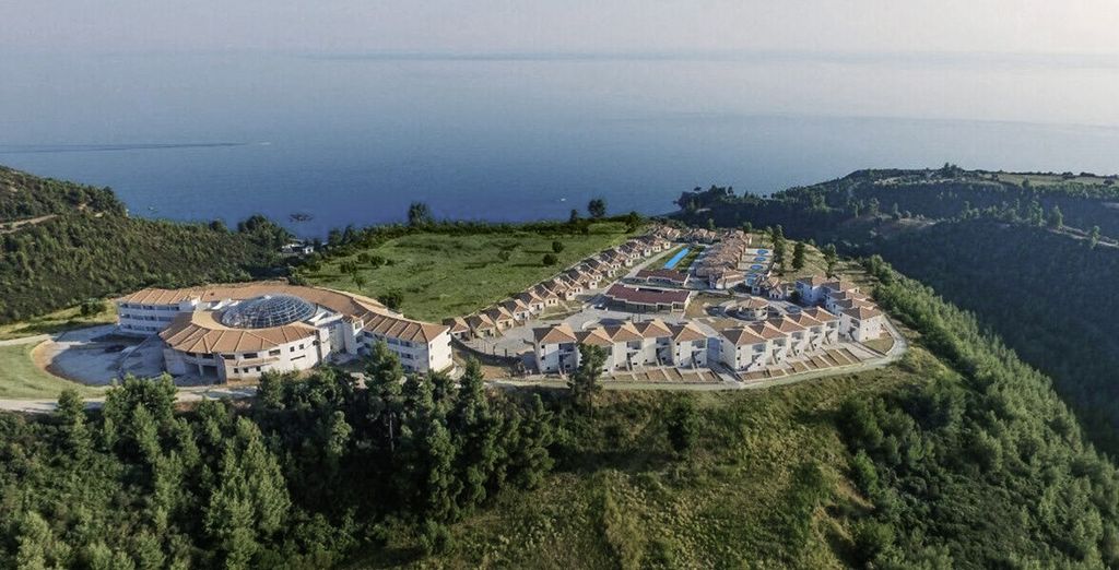 Ajul Luxury Villas & Spa Resort 5*