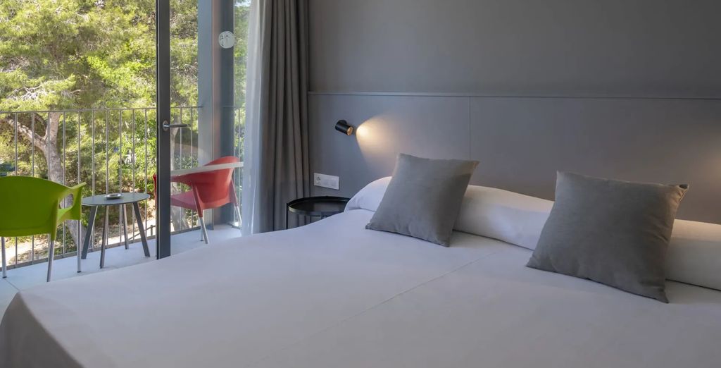 Hotel GHT Sa Riera 4*