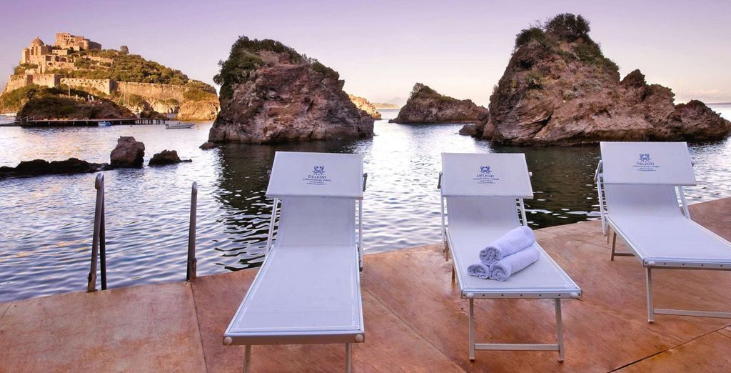 Strand Hotel Delfini 4*