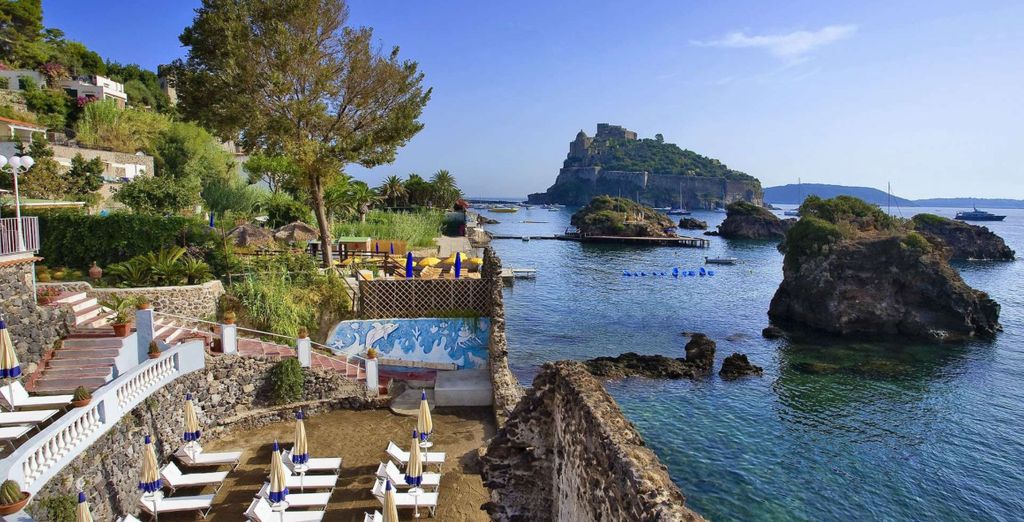 Strand Hotel Delfini 4*