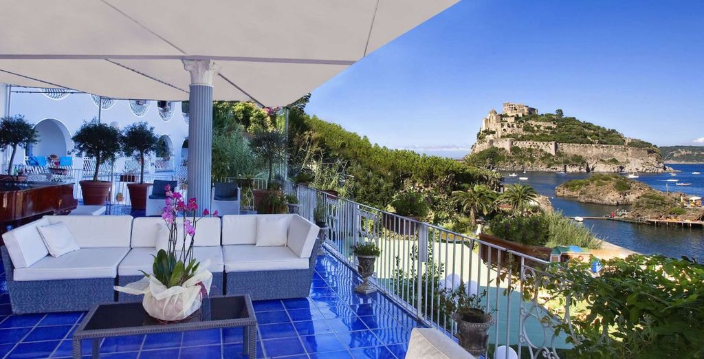 Strand Hotel Delfini 4*
