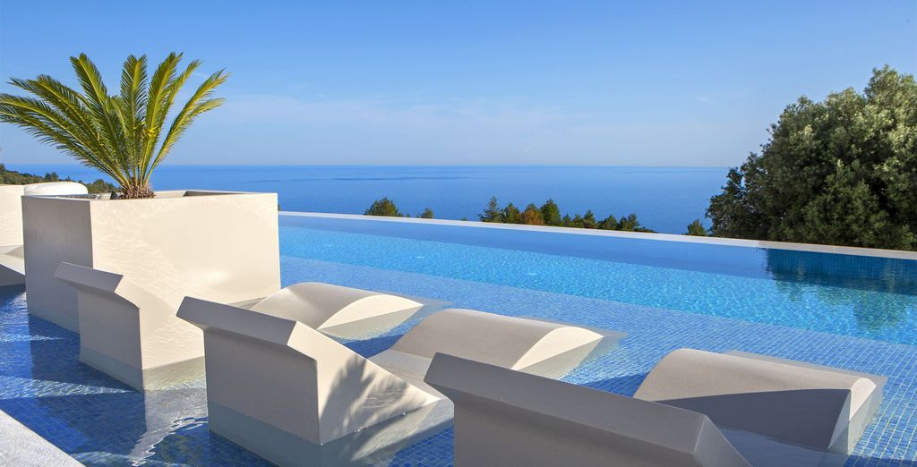 Ajul Luxury Villas & Spa Resort 5*