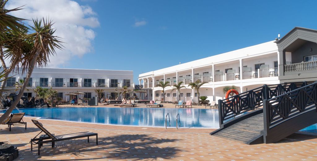 Hotel Coral Cotillo Beach 4*