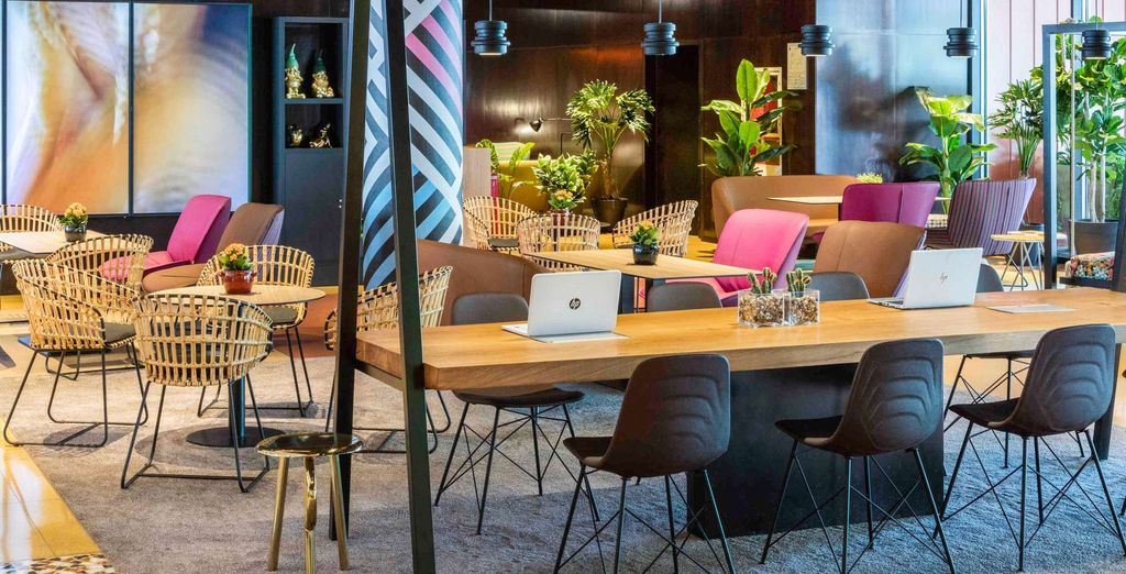 Novotel Barcelona Cornella 4*