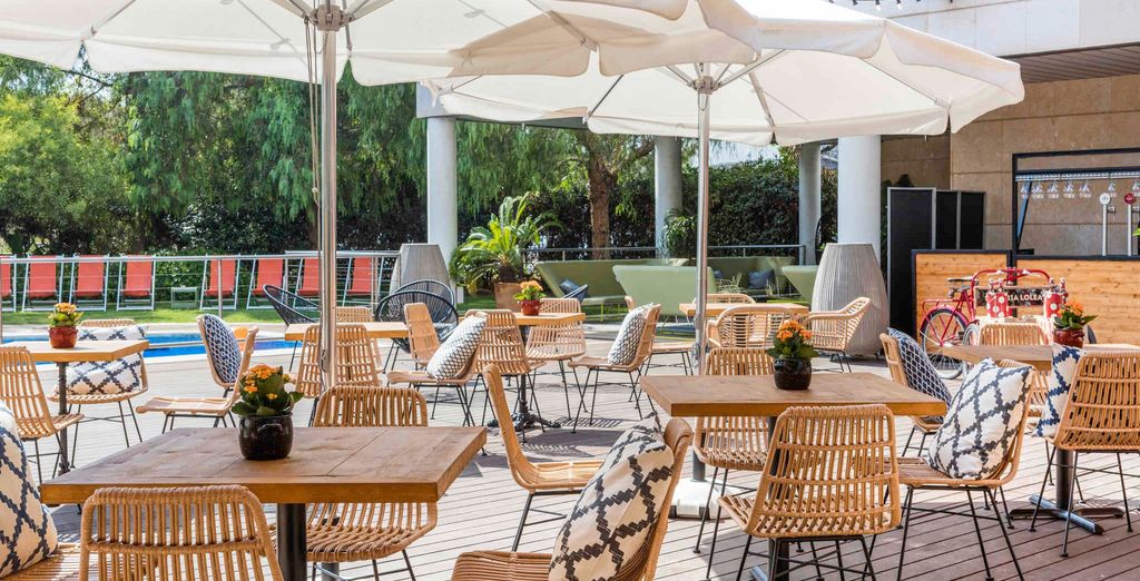 Novotel Barcelona Cornella 4*