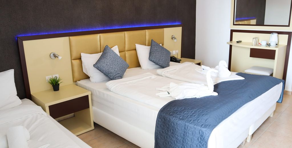 Adel Paradise Hotel 