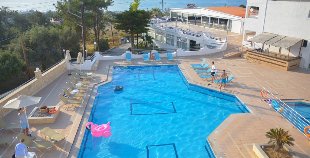 Adel Paradise Hotel 