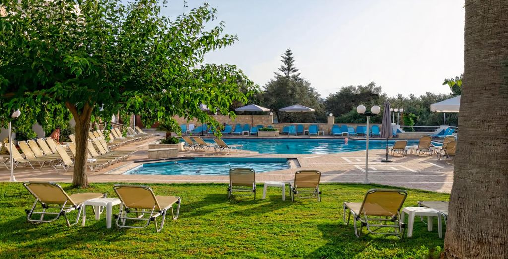 Adel Paradise Hotel 