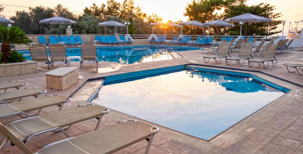 Adel Paradise Hotel 