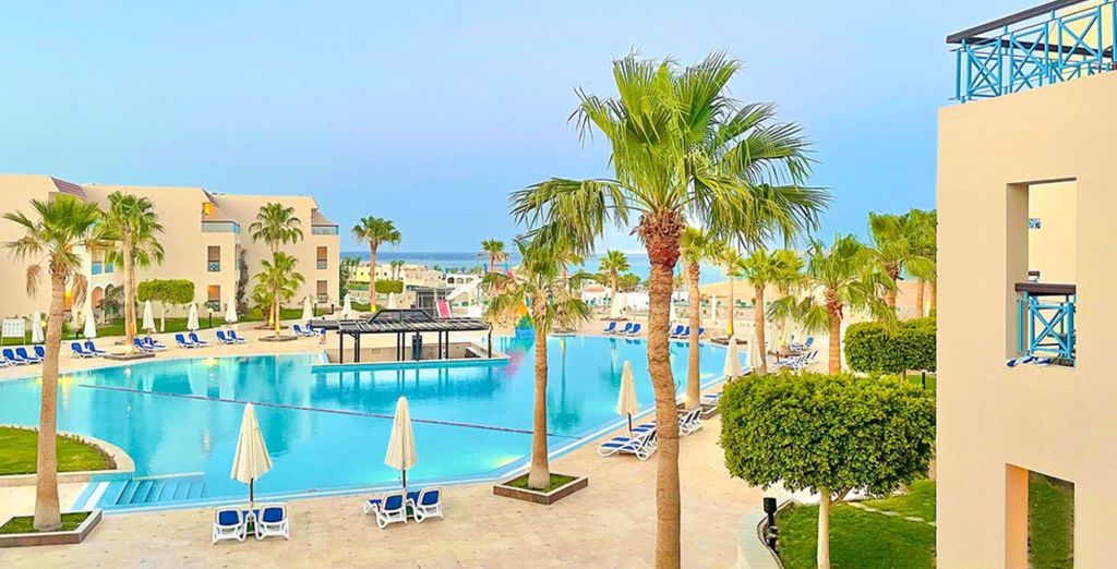 Ivy Cyrene Island Resort 4*