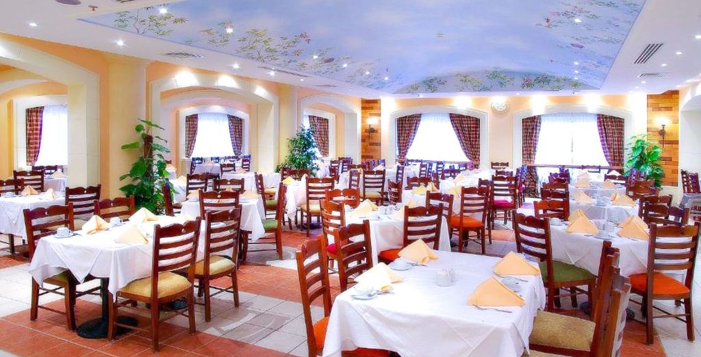 Ivy Cyrene Island Resort 4*