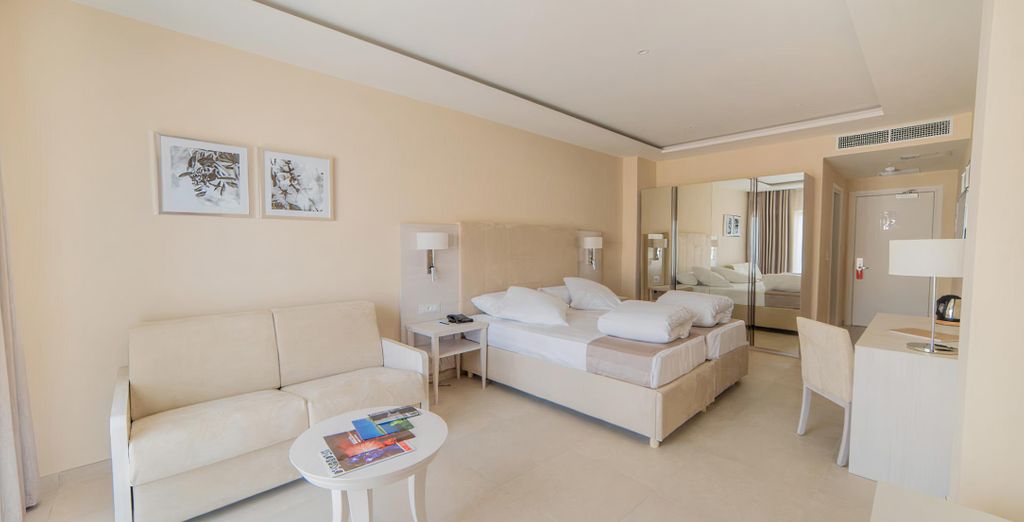 Maritim Antonine Hotel & Spa 4*