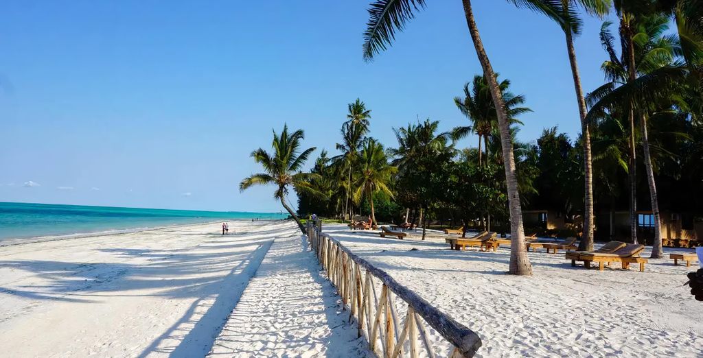 Paje Palms Beach Resort 4*