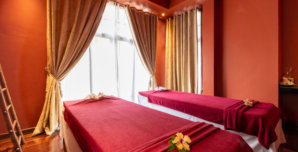 Diamond Cottage Resort & Spa 4*, Baan Taranya Resort 4* e Khao Lak Laguna 4*