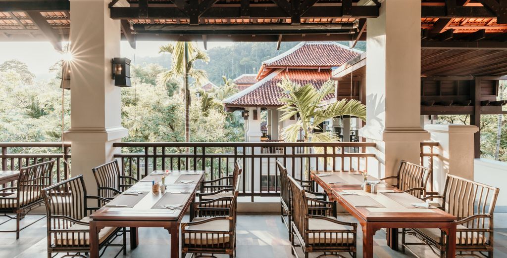 Diamond Cottage Resort & Spa 4*, Baan Taranya Resort 4* e Khao Lak Laguna 4*