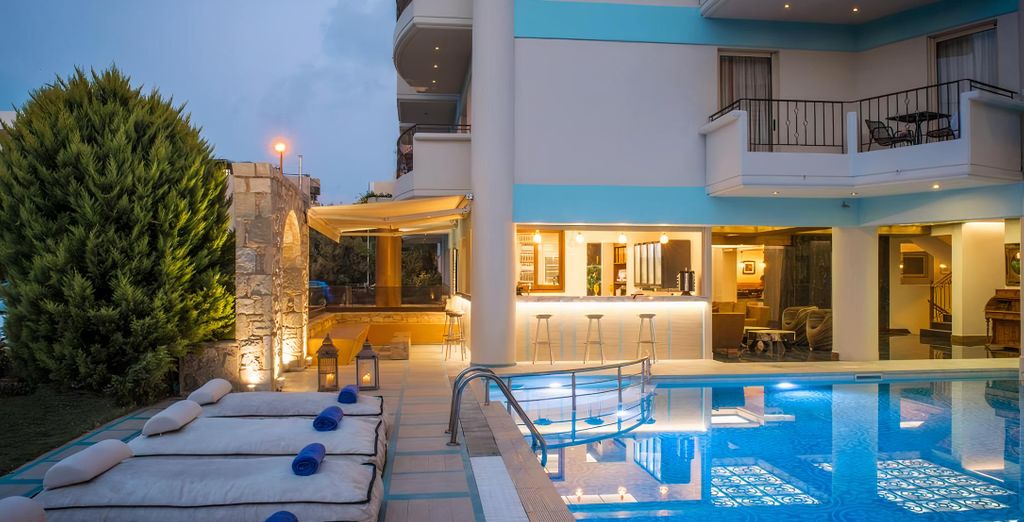 Anesis Blue Boutique Hotel 4*