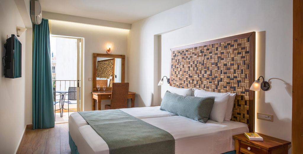 Anesis Blue Boutique Hotel 4*