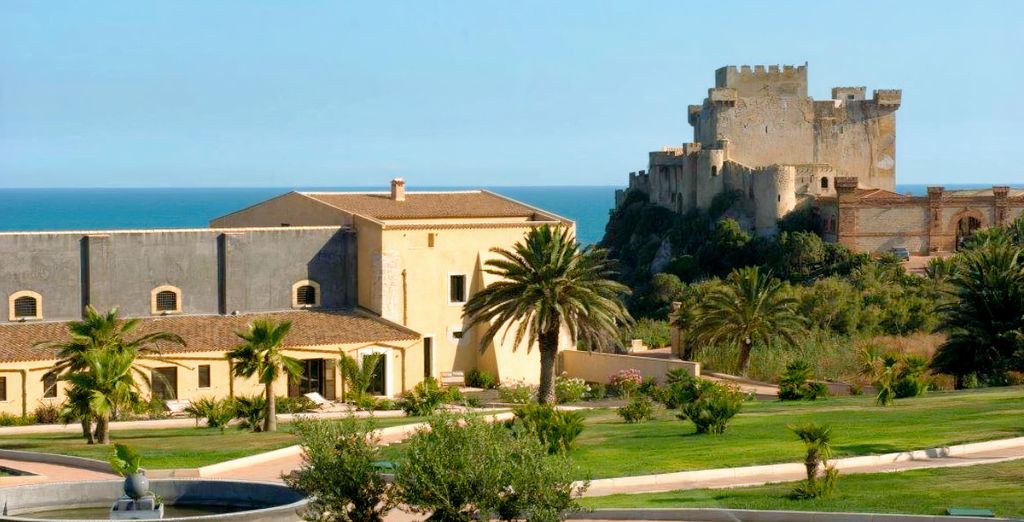  Falconara Greenblu Resort 4*