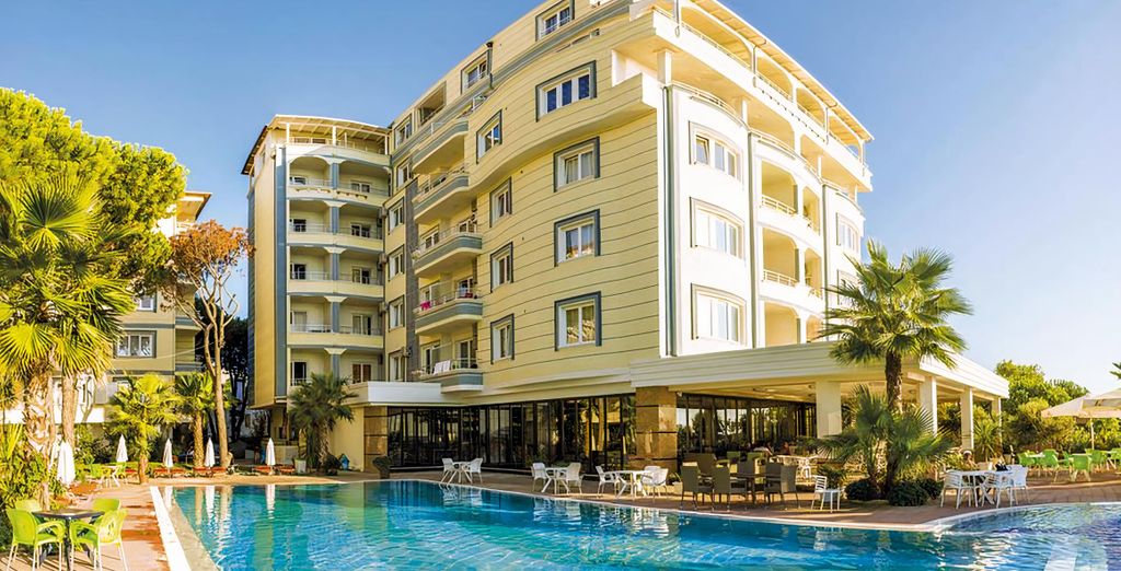 Hotel Fafa Premium 4*