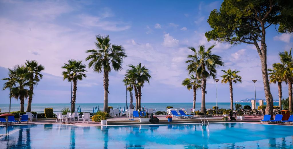 Hotel Fafa Premium 4*