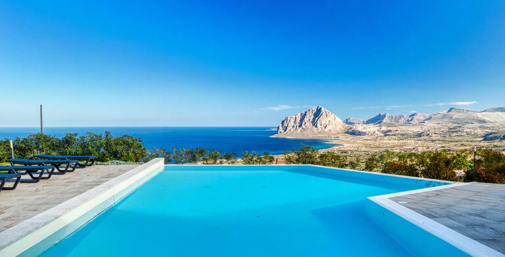 Tour nella parte occidentale: tra mare e tradizioni 