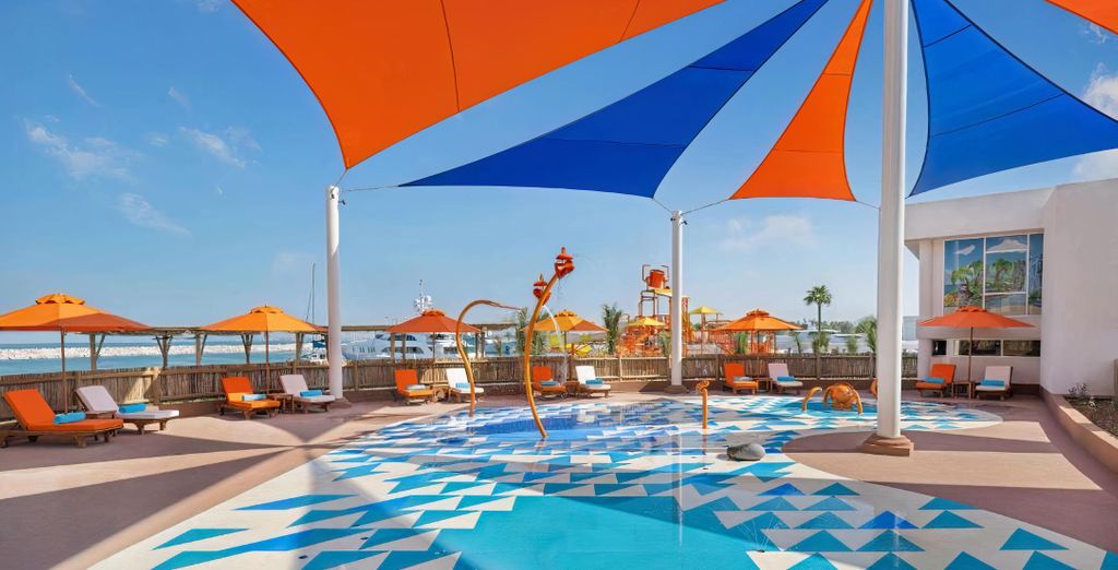 JA Beach Hotel 5*