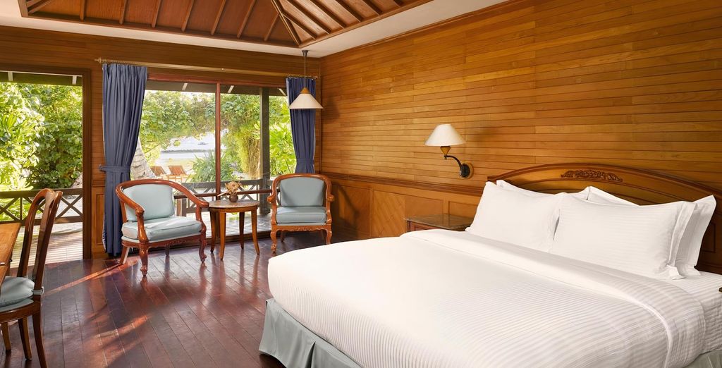 Royal Island Resort & Spa 5*