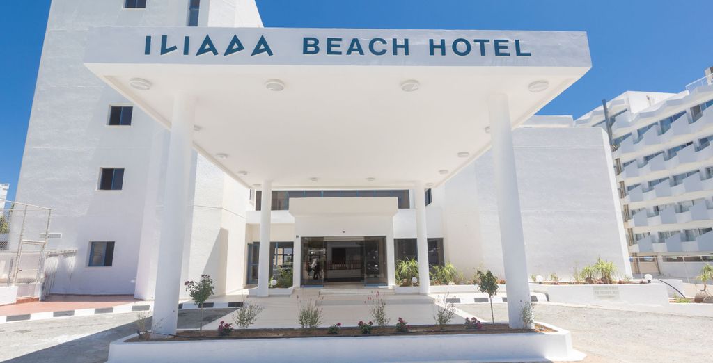 Iliada Beach Hotel 4*